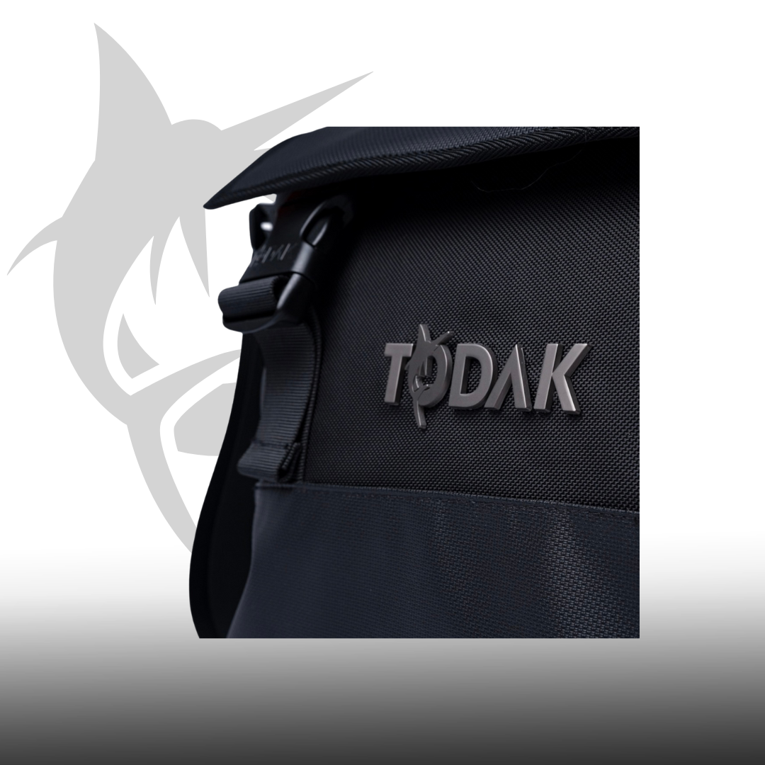 Todak Classic Messenger Bag